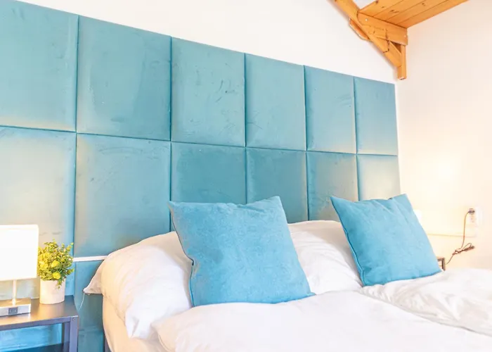 Spacious 3br Shared Apt. Comfortable And Roomy Apartment *