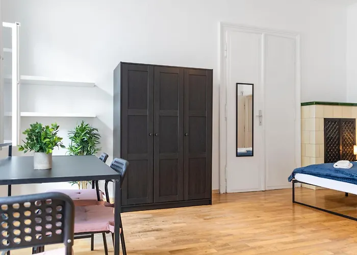 Apartment Spacious 3br Shared Apt. Comfortable And Roomy *